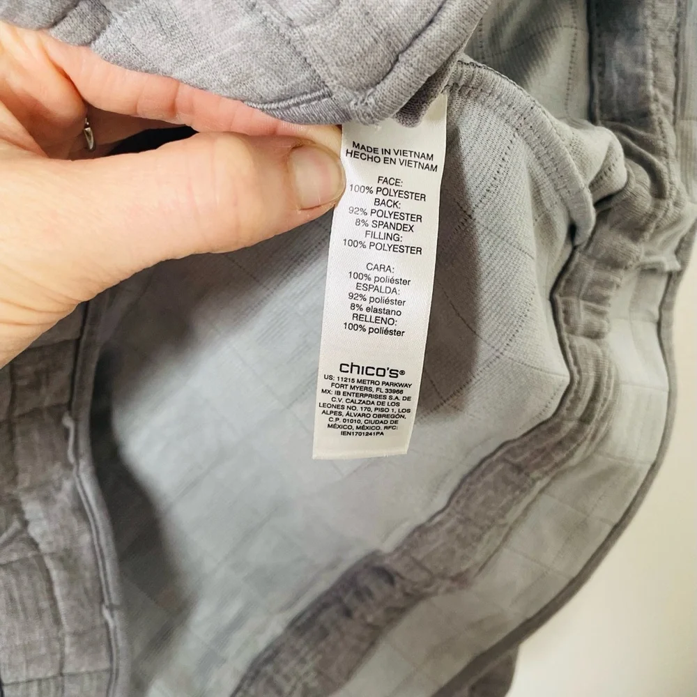 Chico's Jacket Womens Medium Quilted Coat Mid Hip Length Snap Quiet Luxury Gray‎
